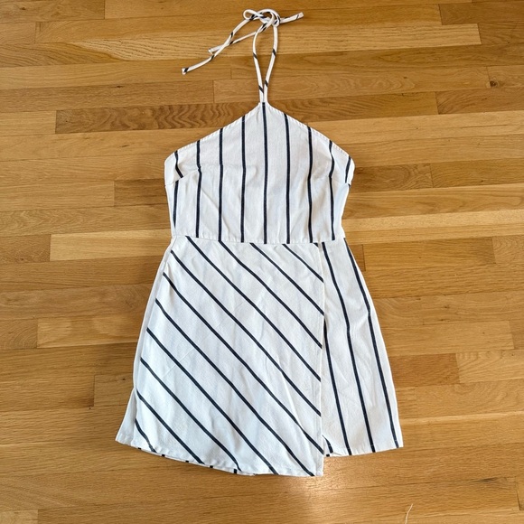 Aqua Bloomingdale's Womens Halter Top Striped Romper size medium size worn once - Picture 4 of 11